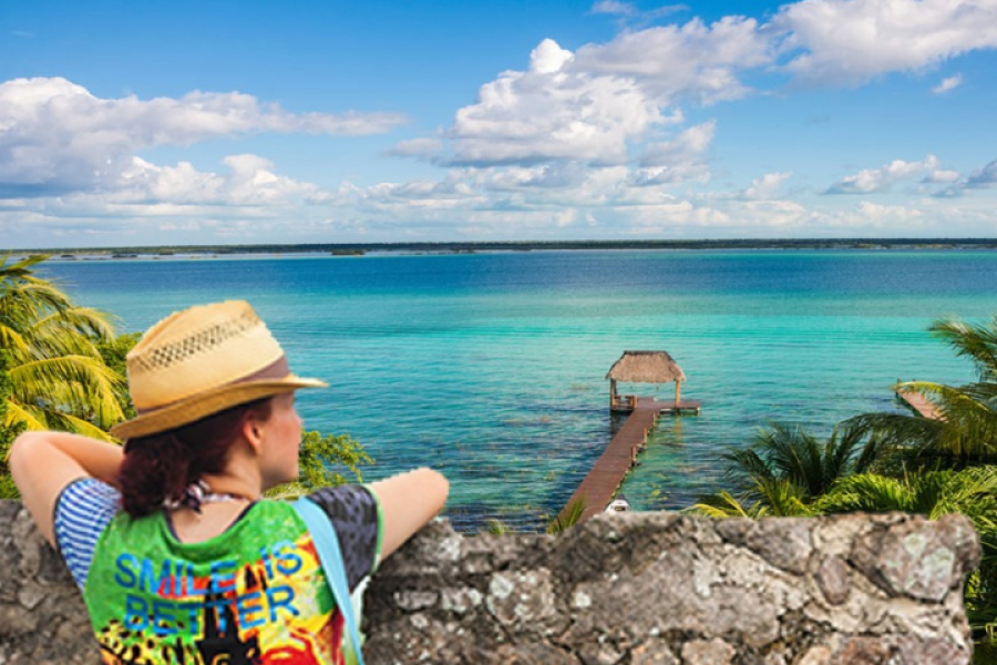 Tour Bacalar Básico y Cenote Azul desde Riviera Maya